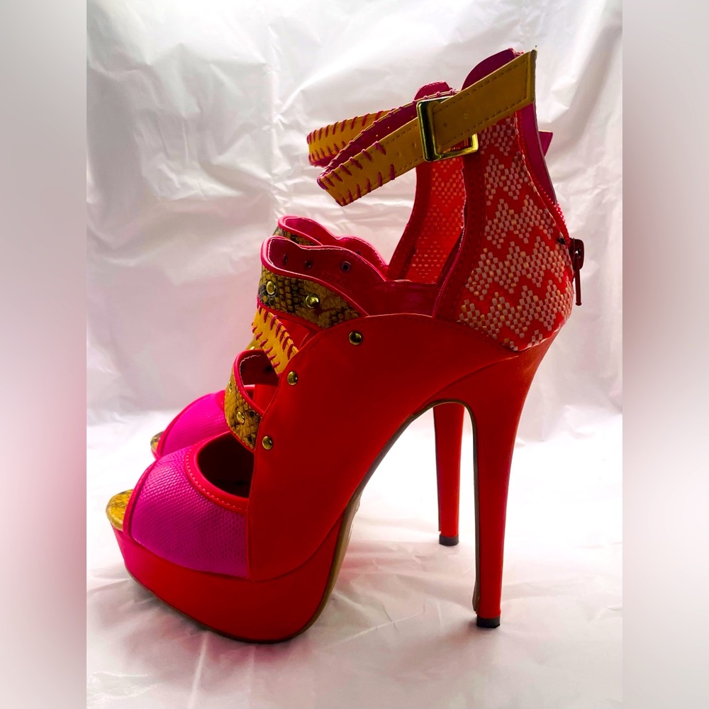 Orange with designs shoe republic womens heels size 8.5